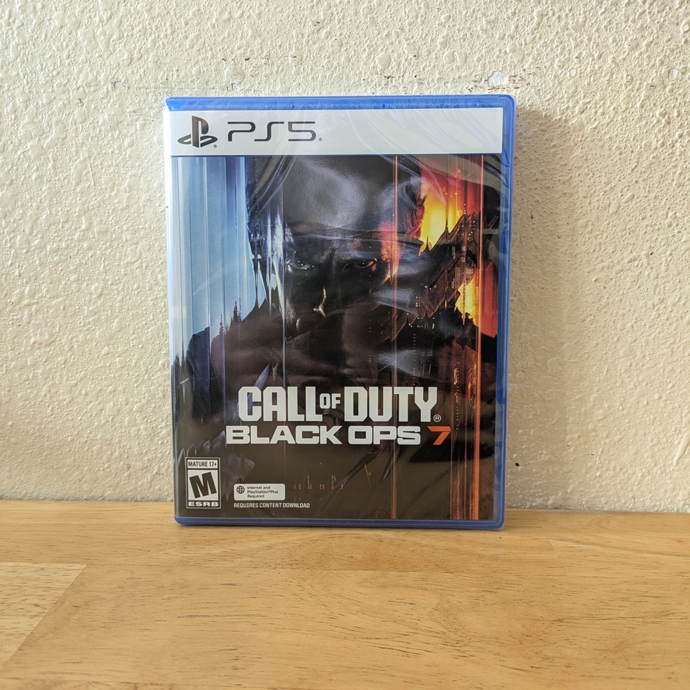 Microsoft Call of Duty: Black Ops 7 - Blue Case for PS5